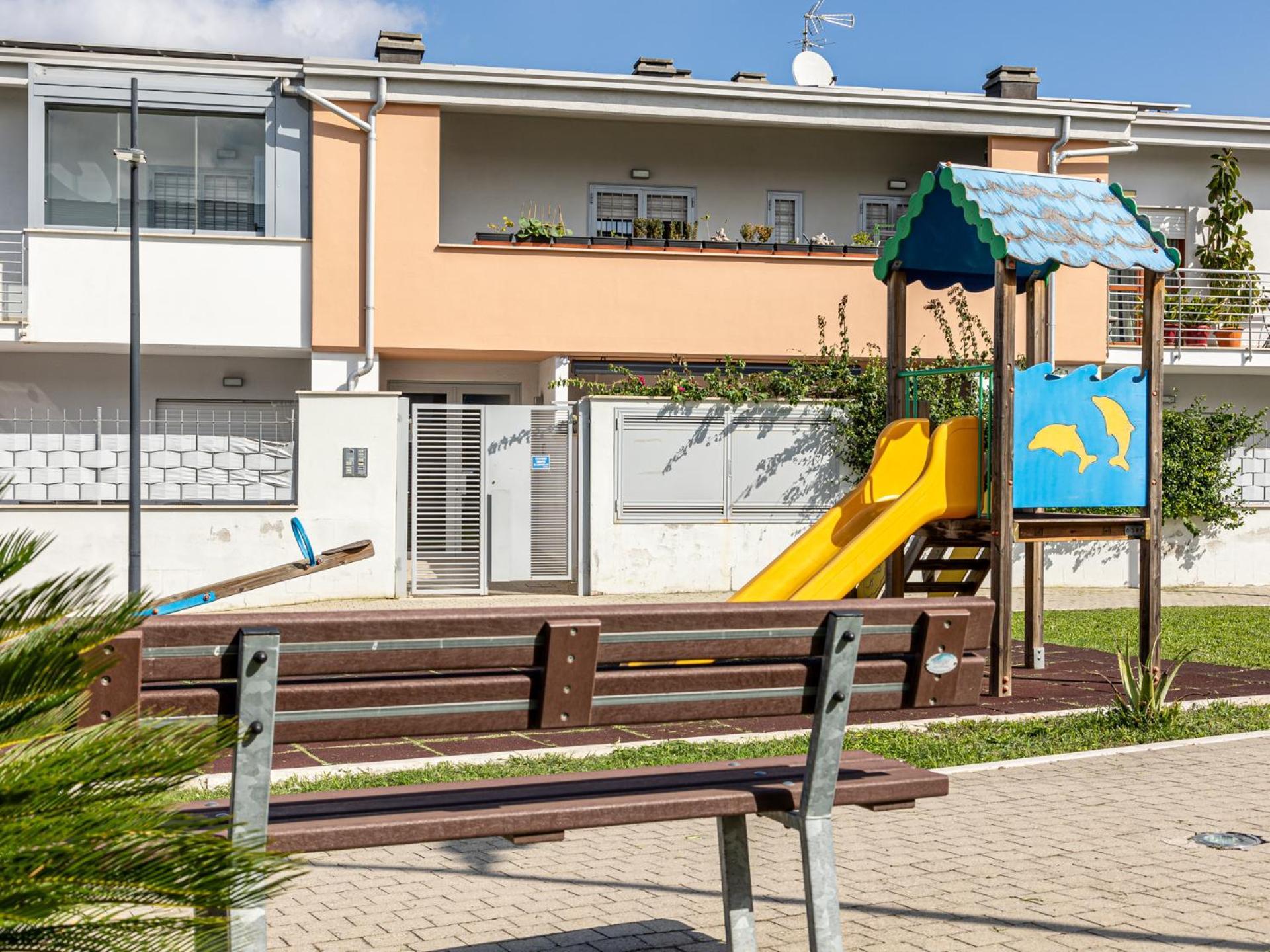 Mrb Real Estate - Maison Ludovica - Monolocale Moderno Con Giardino Frattocchie Zewnętrze zdjęcie