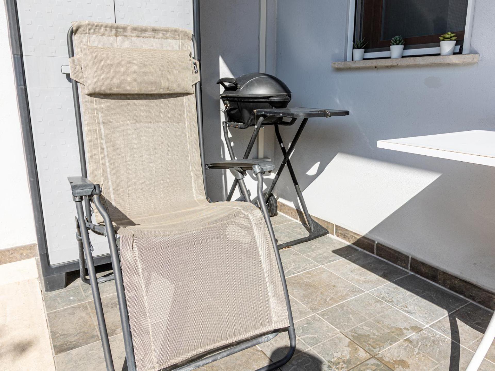 Mrb Real Estate - Maison Ludovica - Monolocale Moderno Con Giardino Frattocchie Zewnętrze zdjęcie